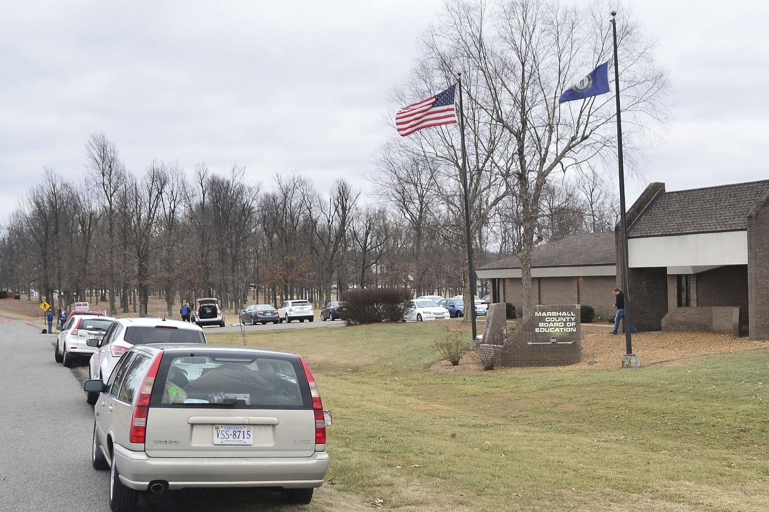 Two people killed in Kentucky school shooting, many more injured 